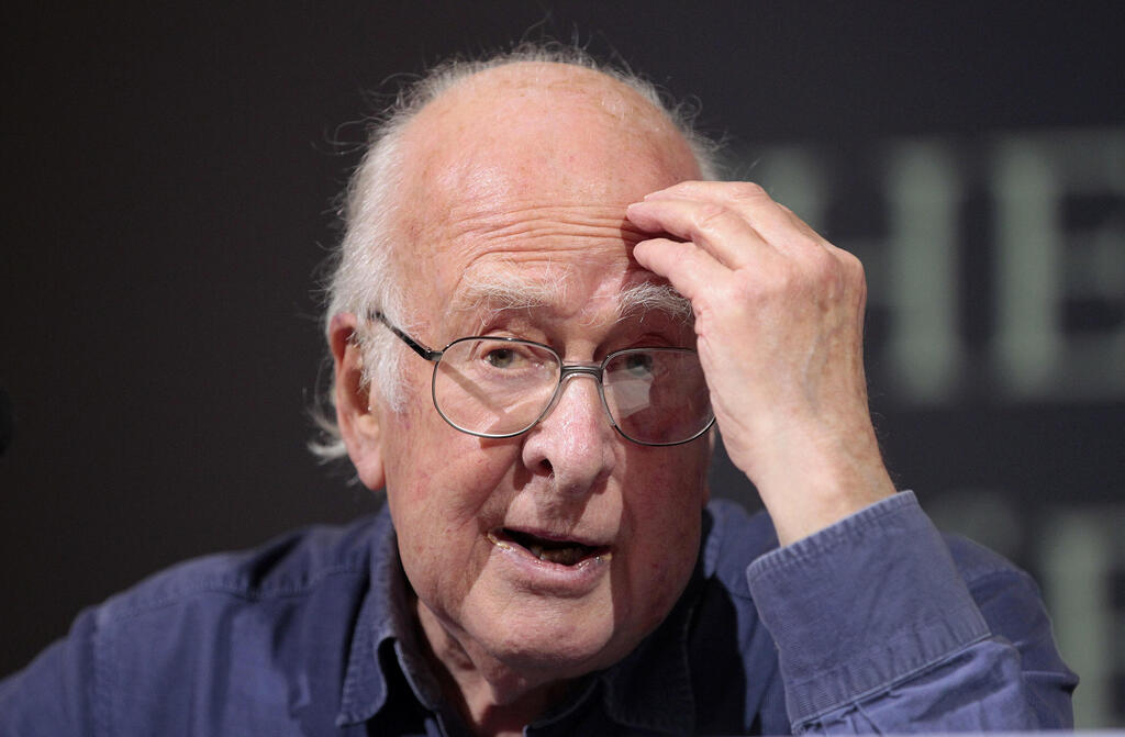 Peter Higgs — ynet article
